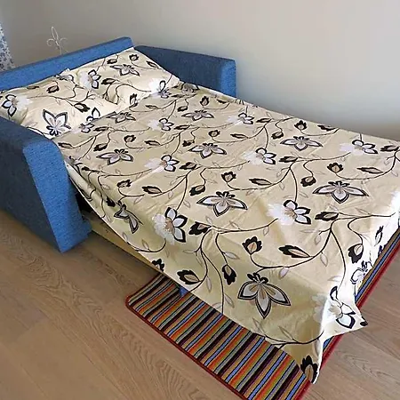 Martensi Maja פארנו